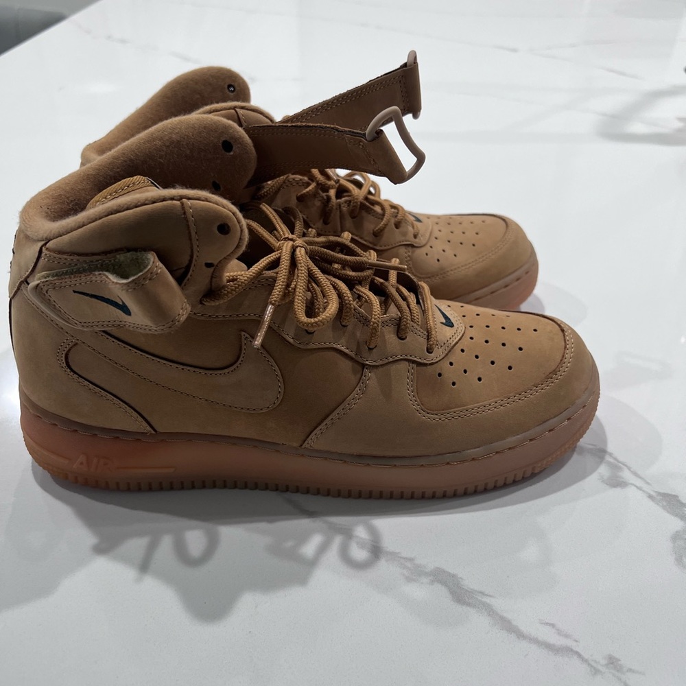 Mens Wheat Air Force 1 Mid Top Size 10